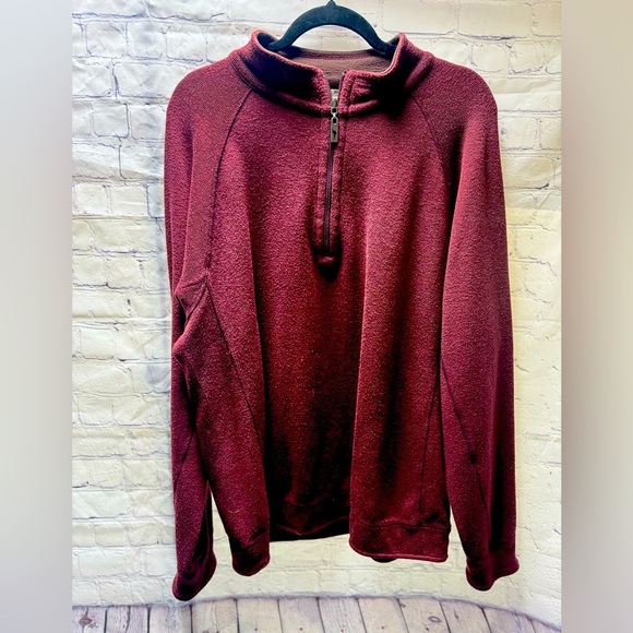 Burgundy/Brown reversible Tommy Bahama 1/4 Zip Men’s  Sweater - Picture 1 of 10
